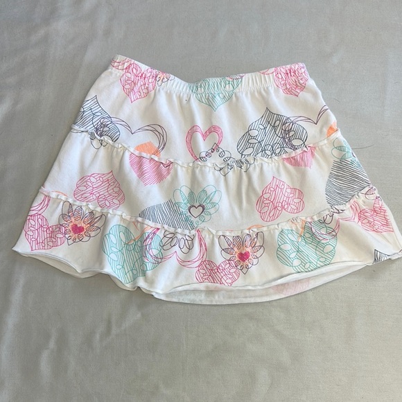 Old Navy - Kids' Skirt with Heart Design - Picture 1 of 3